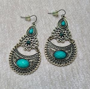 3/$10 Retro Forever 21 Earrings